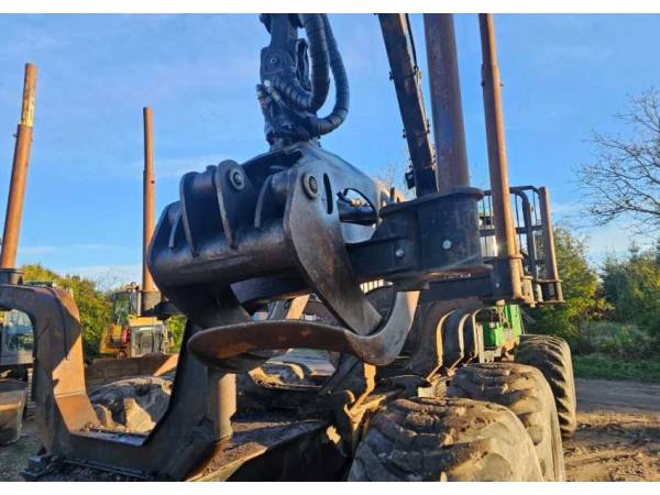 Форвардер лісовий John Deere 1910E (2010)