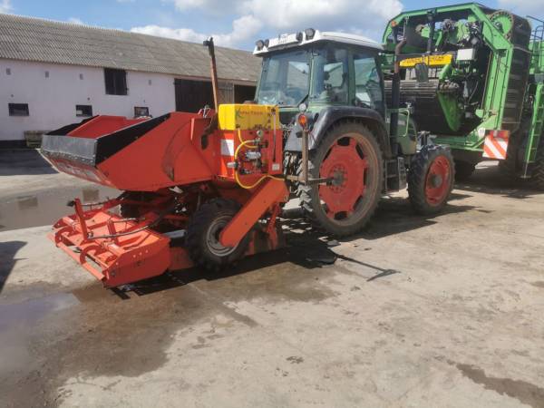 Картоплесаджалка Grimme GL 32B (2007)