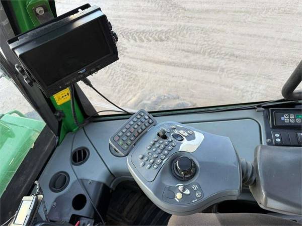 Форвардер John Deere 1510E (2013)