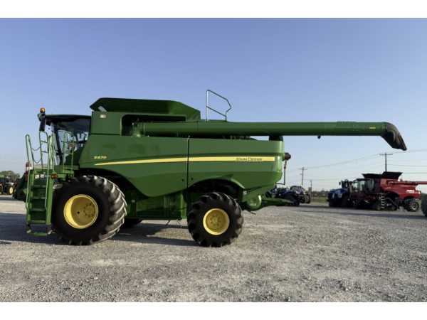 Комбайн John Deere S670 (2013)