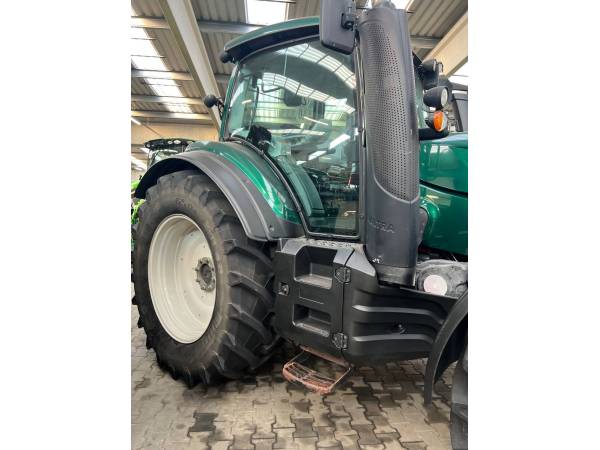 Трактор Valtra T174 Versu (2017)