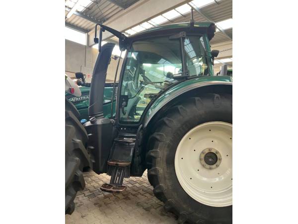 Трактор Valtra T174 Versu (2017)