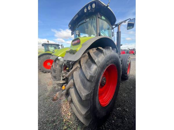 Трактор Claas Axion 810 (2015)