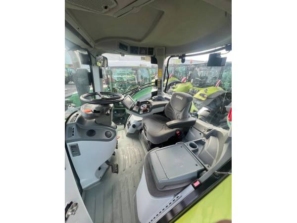 Трактор Claas Axion 810 (2015)