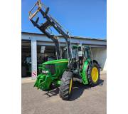 Трактор John Deere 6620