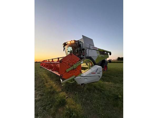 Жниварка зернова Claas vario 770 (2017)