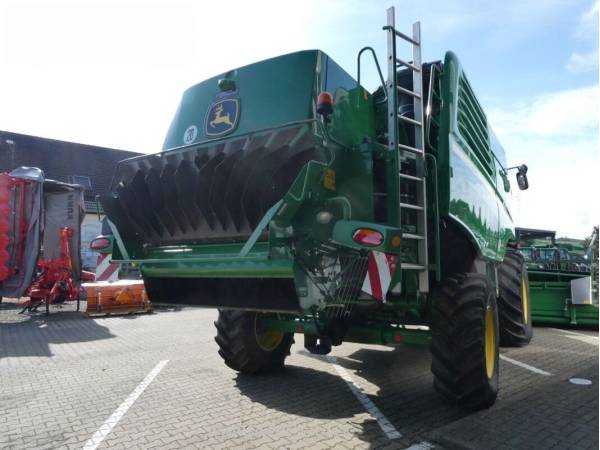 Комбайн John Deere T660i (2016)