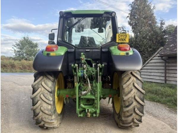 Трактор John Deere 6120M (2019)