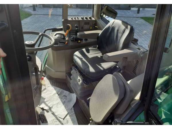 Трактор John Deere 6120M (2017)
