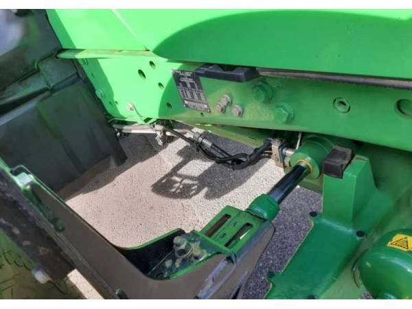 Трактор John Deere 6120M (2017)