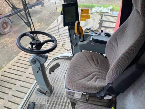 Комбайн Massey Ferguson 7282 (2010)