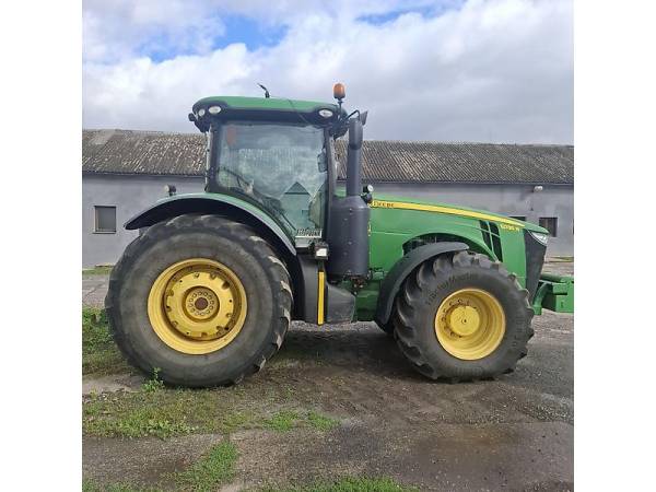 Трактор John Deere 8335R (2012)
