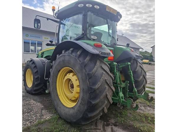 Трактор John Deere 8335R (2012)
