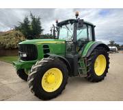 Трактор John Deere 6930