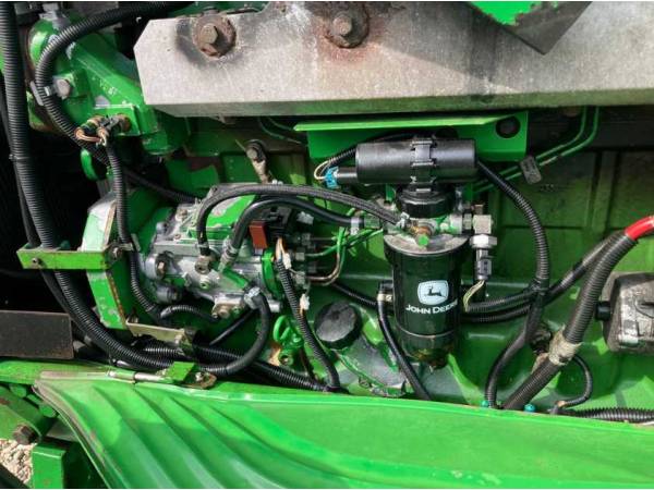 Трактор John Deere 6920S (2002)