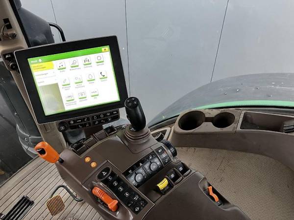Трактор John Deere 8400R (2017)