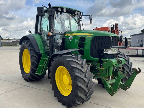 Трактор John Deere 6930 (2008)
