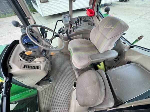 Трактор John Deere 6930 (2008)