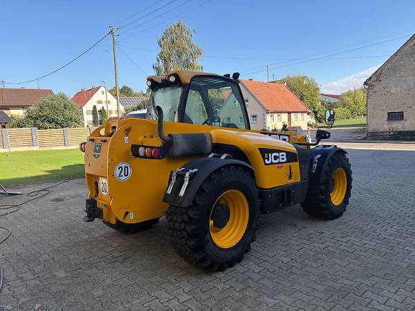 Навантажувач JCB 541-70 (2011)