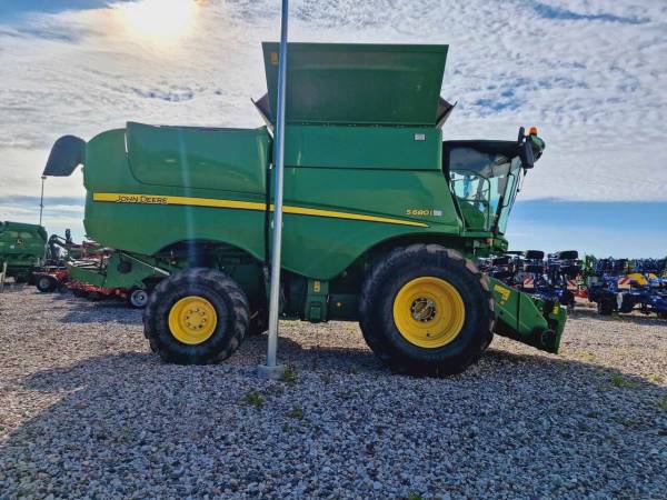 Комбайн John Deere S680i (2012)