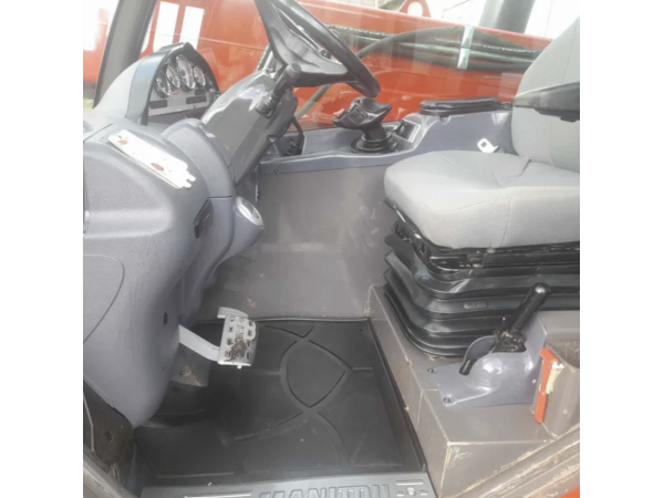 Навантажувач Manitou MLT 735-120 LSU (2012)