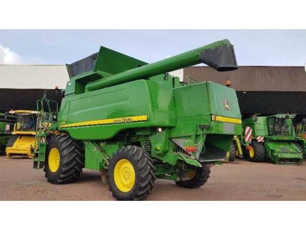 Комбайн John Deere C670 (2010)