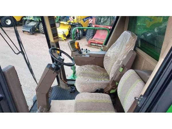 Комбайн John Deere C670 (2010)