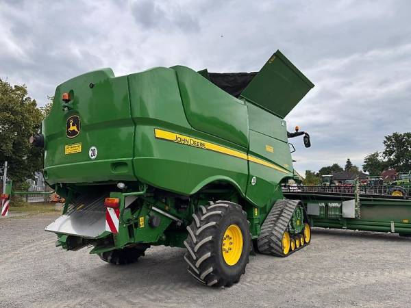 Комбайн John Deere S680i (2013)