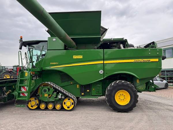 Комбайн John Deere S680i (2013)
