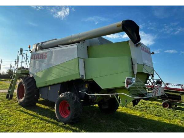 Комбайн Claas Lexion 450 (2002)