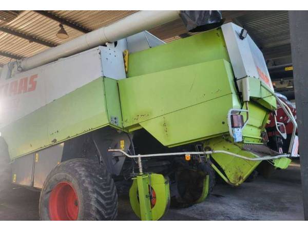 Комбайн Claas Lexion 460 (2001)