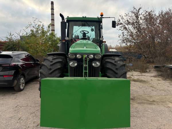 Трактор John Deere 8320R (2004)
