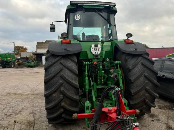 Трактор John Deere 8320R (2004)