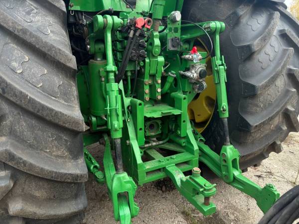 Трактор John Deere 8320R (2004)