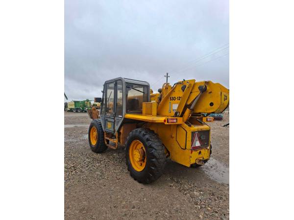 Погрузчик JCB 530-120