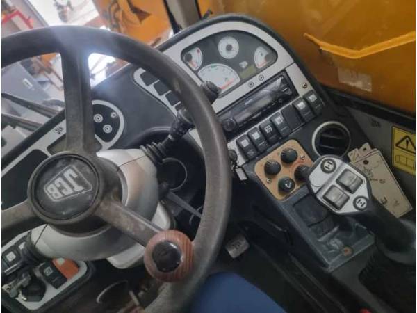 Навантажувач JCB 541-70 (2008)