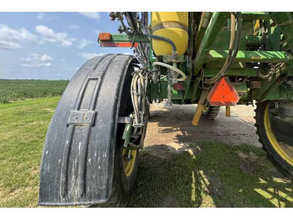 Самохідний обприскувач John Deere 4940 (2013)