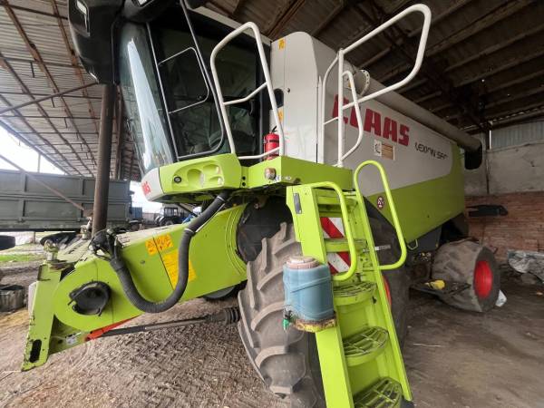 Комбайн Claas Lexion 560 (2004)