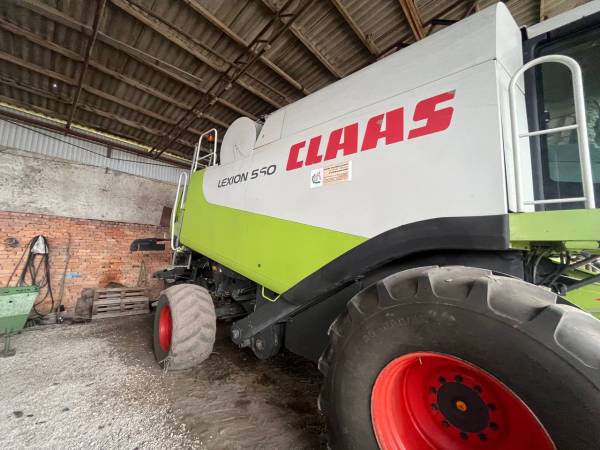 Комбайн Claas Lexion 560 (2004)