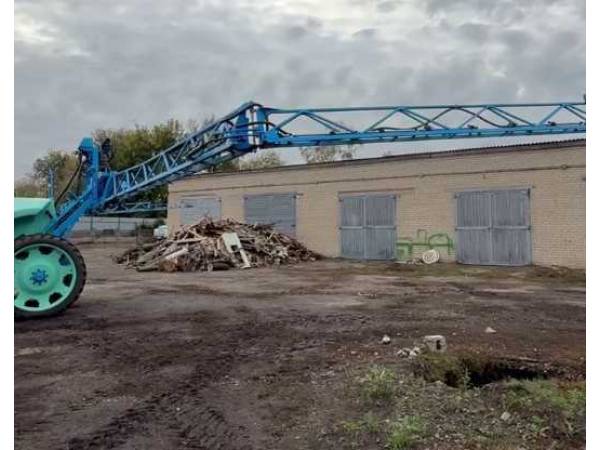 Причіпний обприскувач Berthoud Tracker 32-34 (2021)