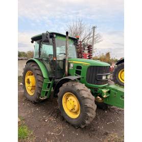 Трактор John Deere 6130D 