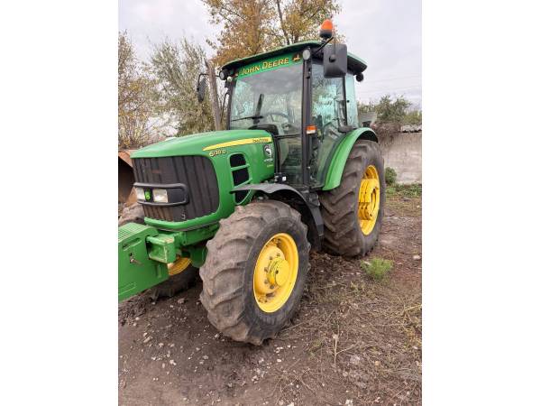 Трактор John Deere 6130D 