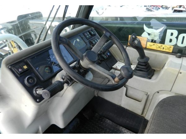 Погрузчик Bobcat T 2556 (2007)