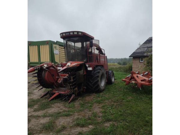 Кормозбиральний комбайн Case IH 6900 (2000)