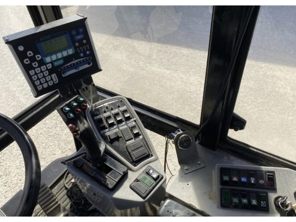 Самохідний обприскувач Case IH SP 3000 GPS (1998)