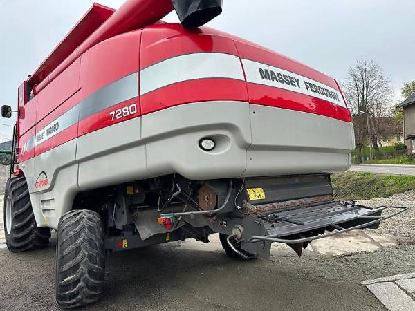 Комбайн Massey Ferguson 7280 (2009)