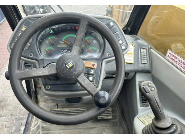 Погрузчик Caterpillar TH 350 B (2004)