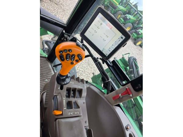 Самохідний обприскувач John Deere R4040i (2015)