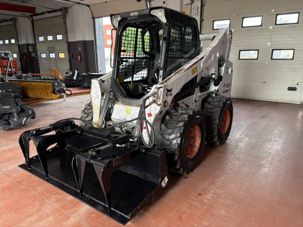 Міні-навантажувач Bobcat S770 (2013)