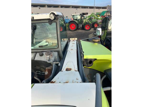 Навантажувач Claas Scorpion 7040 (2011)